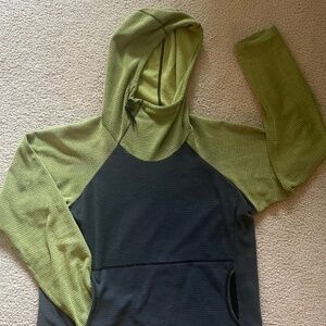 Melanzana - Men’s Large Two Tone Green Sleeves with Navy Body